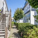 Strandstrasse 16 14 *