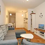 Apartment Strandstrasse 16 14 *