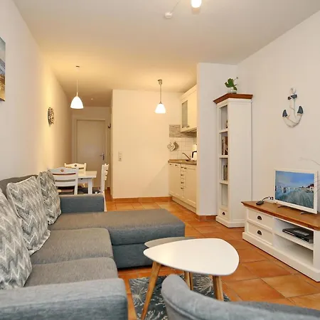 Apartment Strandstrasse 16 14 *